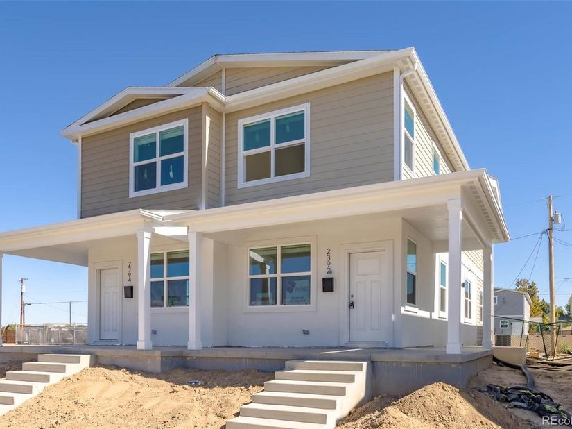 2392 N Emporia Street, Aurora CO 80010