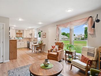 1225 S Oneida Street