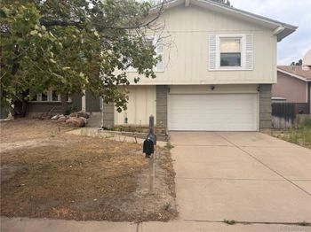 2069 S Macon Way