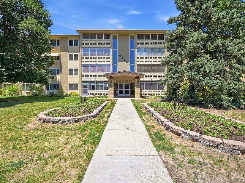 9155 E Center Avenue 12B, Denver CO 80247