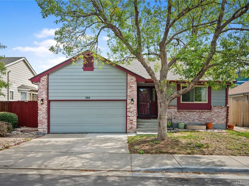740 Kittredge Street, Aurora CO 80011