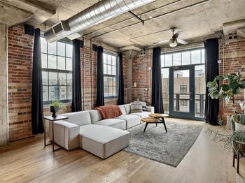 2500 Walnut Street