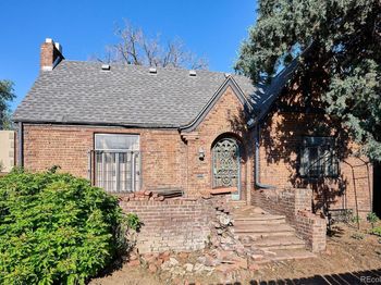 445 Colorado Boulevard