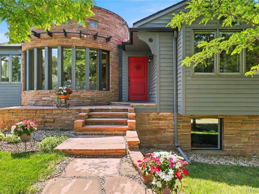 669 Reed Street, Lakewood CO 80214