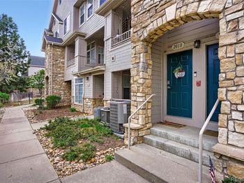 9550 E Florida Avenue