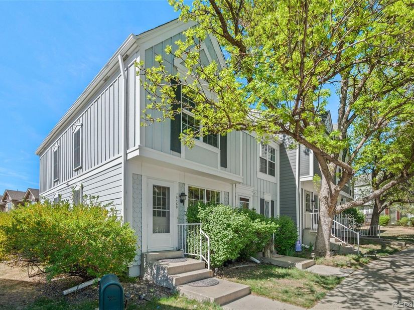 10480 W Dartmouth Avenue, Lakewood CO 80227