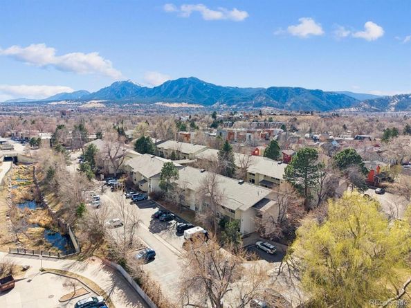 2707 Valmont Road 312D, Boulder CO 80304