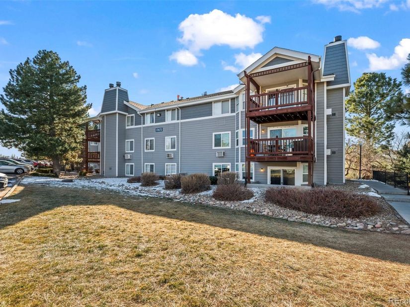 17672 E Loyola Drive 2211L, Aurora CO 80013