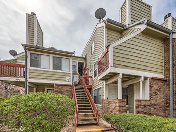 932 S Dearborn Street