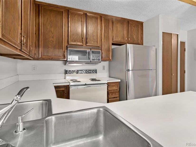 3470 S Poplar Street 302, Denver CO 80224