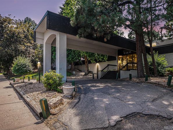 2375 S Linden Court 201, Denver CO 80222