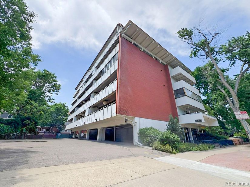 937 N Clarkson Street 206, Denver CO 80218