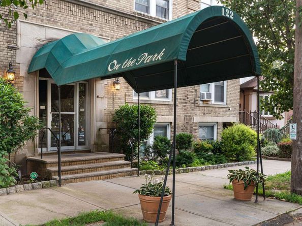 122 West 39th St A4, Bayonne NJ 07302