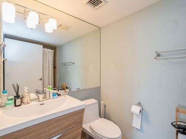 700 1st St 15R, Hoboken NJ 07030