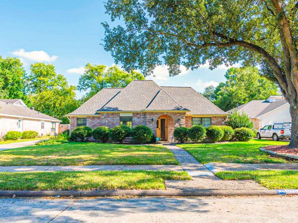 15443 El Padre Drive, Houston TX 77083