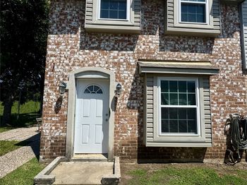 1911 Sherwood Forest Street