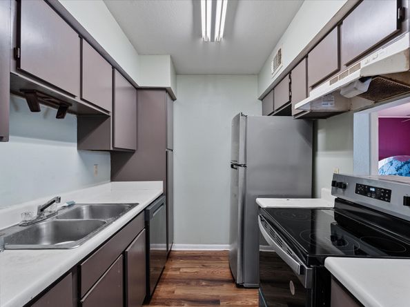 8517 Hearth Drive 36, Houston TX 77054