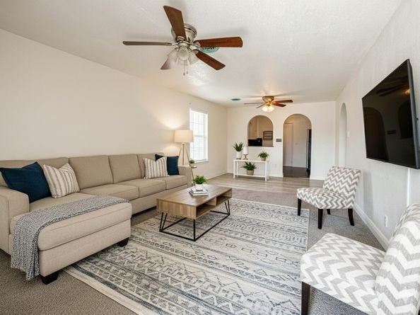 8321 Leander Street, Houston TX 77012