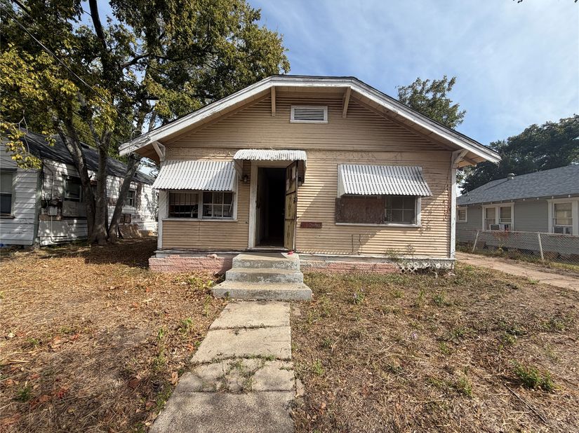 3025 Trulley Street, Houston TX 77004