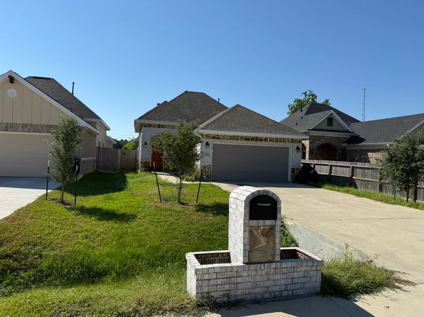 5818 Tautenhahn Road, Houston TX 77016