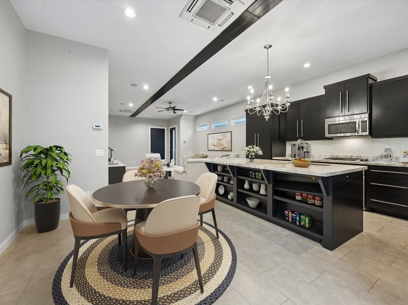 1609 Saint Charles Street B, Houston TX 77003