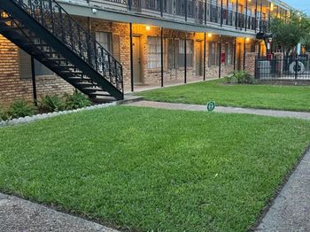 3131 Southwest Freeway