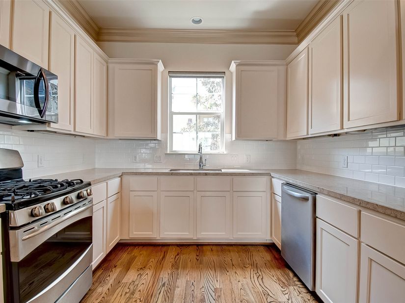 4031 BELLEFONTAINE ST Street 127, Houston TX 77025