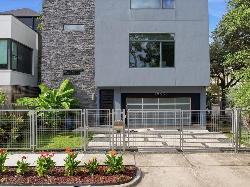1853 Sul Ross Street, Houston TX 77098