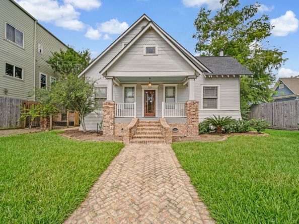 2009 Arlington Street, Houston TX 77008