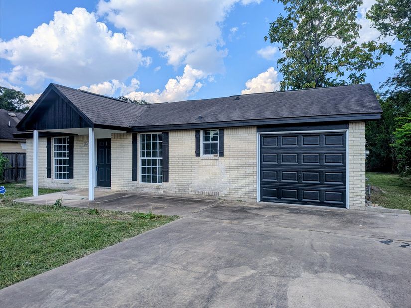 12727 Zavalla Street, Houston TX 77085