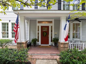 18 Courtland Green Street