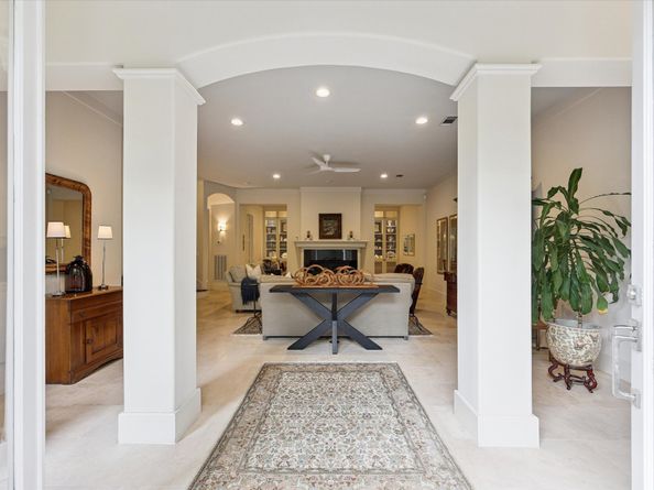 5002 Yoakum Boulevard, Houston TX 77006