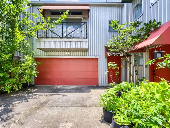 905 Andrews Street, Houston TX 77019