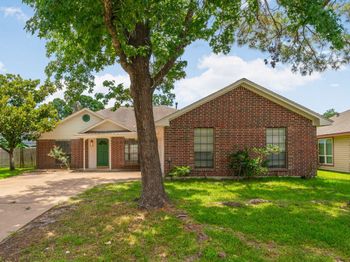 8614 Greenleaf Lake Drive