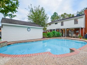 1902 Old Dixie Drive