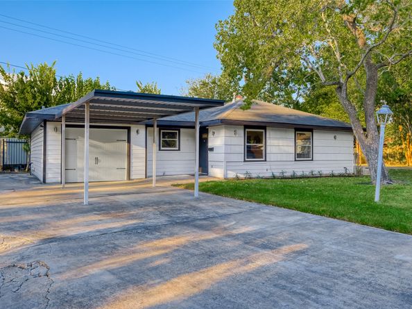 4 Carlota Court, Houston TX 77074