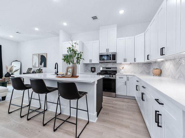 5803 Hardy Street, Houston TX 77009