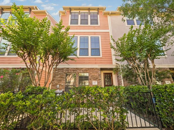 1046 W 23rd Street C, Houston TX 77008