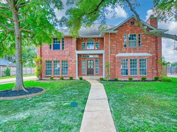 619 Green Belt Drive, Sugar Land TX 77498