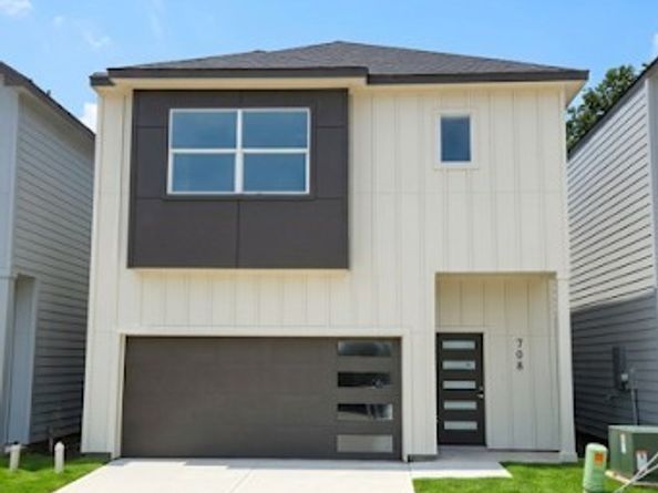 708 Savonna, Houston TX 77076