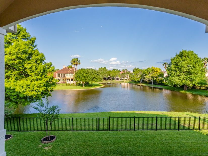 14 Lake Mist Court, Sugar Land TX 77479
