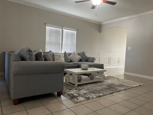 10902 Seneca Street, Houston TX 77016