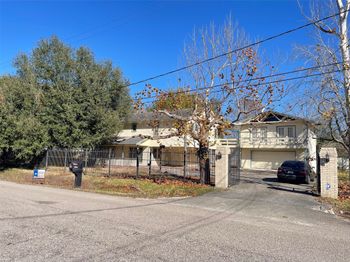 2232 Hoskins Drive