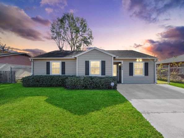 4406 Dacca Drive, Houston TX 77047