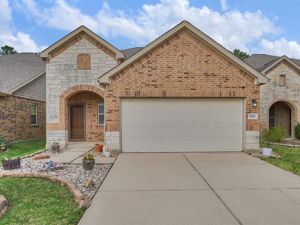 1726 Thornhollow Drive, Houston TX 77014