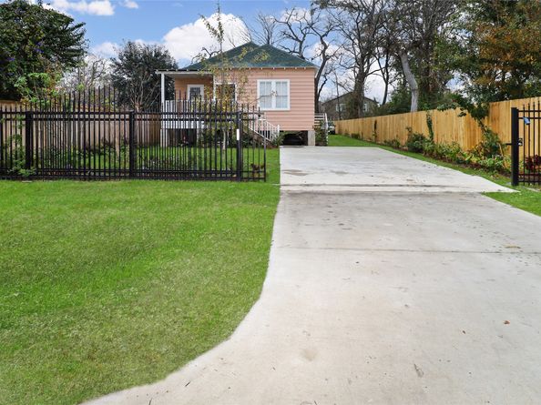 4621 Wiley Road, Houston TX 77093
