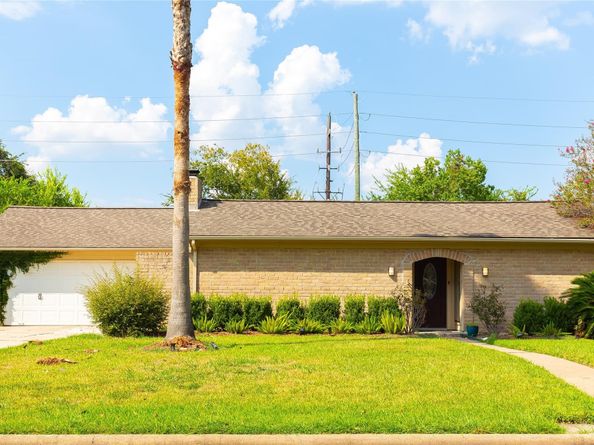 14402 Chevy Chase Drive, Houston TX 77077