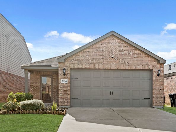 6214 El Topacio Dr, Houston TX 77048