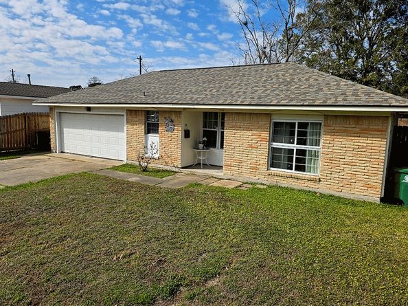 10315 Carthage Drive, Houston TX 77089