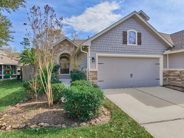 6 Windsor Bridge Drive, Conroe TX 77384